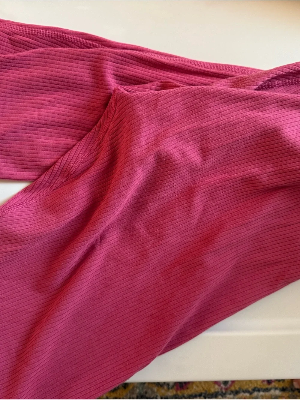 ALO Yoga RIBBED HIGH-WAIST 7/8 LEGGING in raspberry